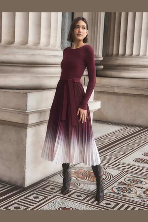 Forever New Harmony Crew Ombre Pleated Midi Dress38