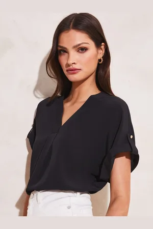 Lipsy London Utility V Neck Short Roll Sleeve Top38
