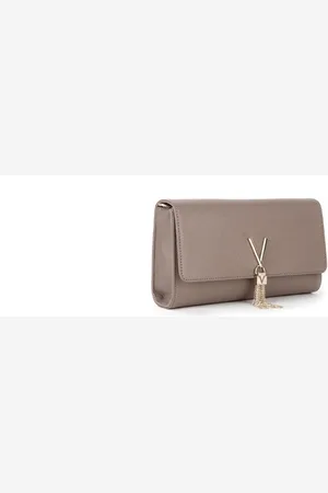 VALENTINO Medium Divina Cross-Body Cluch BagJeden