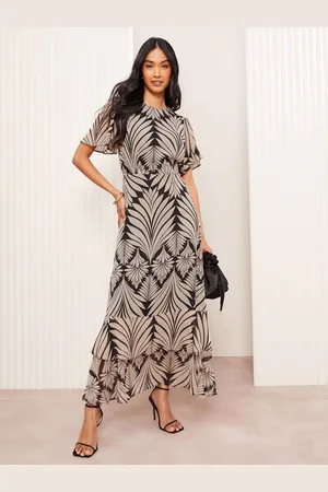 Friends Like These Short Sleeve Chiffon Tiered Midi Dress46