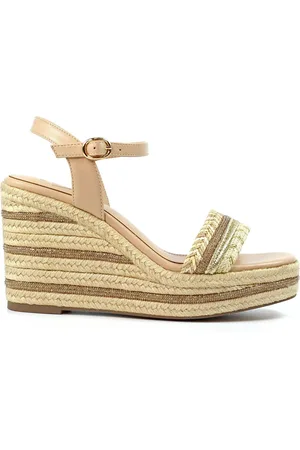 Lunar Natural Amanda Wedge Sandalseu355