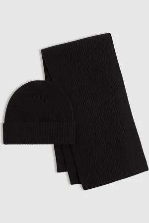 Reiss Chesterfield Merino Wool Ribbed Scarf And Beanie SetJeden