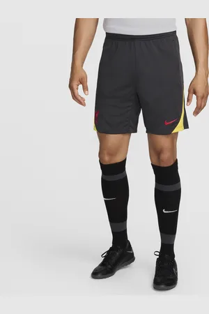Nike Męskie spodenki piłkarskie z dzianiny Dri-FIT Liverpool F.C. Strike (wersja trzecia)