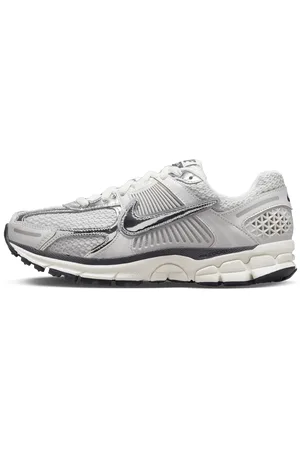 Nike Buty damskie Zoom Vomero 5