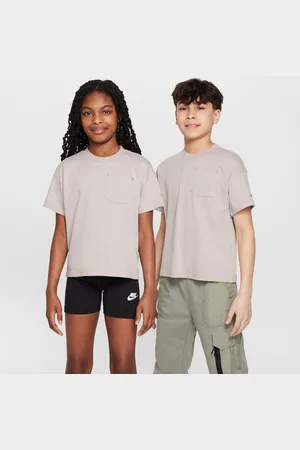 Nike Koszulka z krótkim rękawem dla dużych dzieci Sportswear City Utility