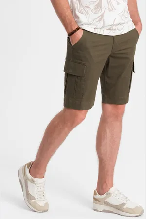 Ombre Clothing Jednokolorowe szorty ęskie z kieszeniami cargo – ciemnooliwkowe V2 OM-SRCG-0133
