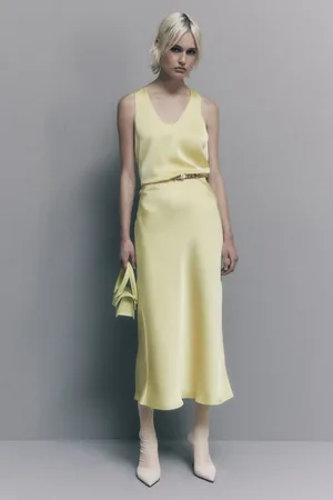 Patrizia Pepe Błyszcząca satynowa spódnica mid-skirt