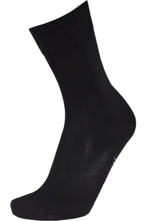 Falke Skarpety z mieszanki żywej wełny model ‘Airport Sock’