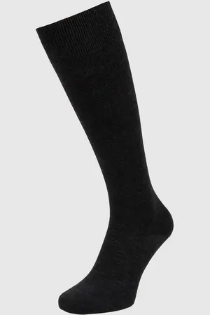 Falke Skarpety długie z mieszanki wełny merino model ‘Travel & Comfort’