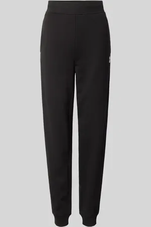 HUGO BOSS Spodnie dresowe o kroju regular fit z wyhaftowanym logo model ‘NELFINIA’