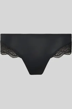 Skiny Stringi obszyte koronką