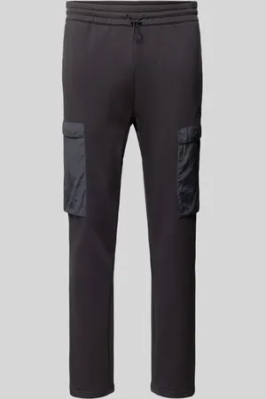 adidas Spodnie dresowe o kroju slim fit z kieszeniami cargo