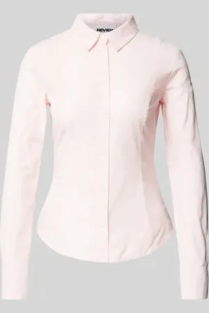 Review Bluzka o kroju slim fit z listwą guzikową na całej długości