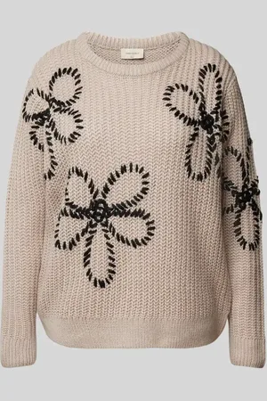 Freequent Sweter z dzianiny z wyhaftowanym motywem