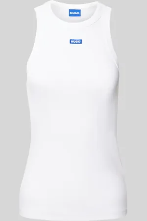 Hugo Blue Top z detalem z logo