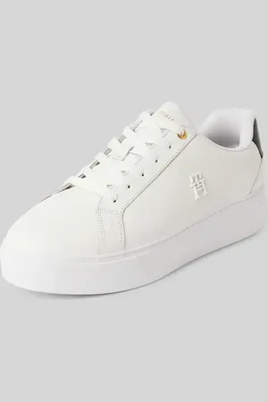 Tommy Hilfiger Sneakersy z detalem z logo