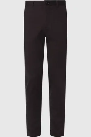 Matinique Chinosy o kroju tapered fit z dodatkiem streczu model ‘Liam’