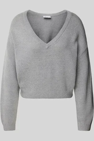 Review Sweter z dzianiny z dekoltem w serek