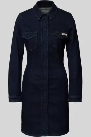 Calvin Klein Sukienka jeansowa o długości do kolan z kieszeniami z patką