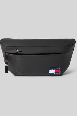 Tommy Hilfiger Saszetka nerka z naszywką z logo model ‘DAILY’