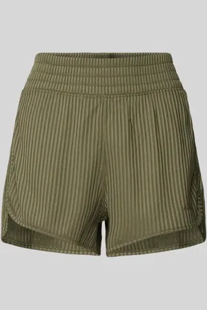 adidas Szorty o kroju relaxed fit z efektem prążkowania model ‘PACER’