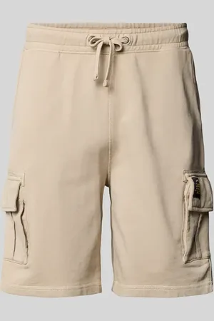 Superdry Szorty cargo o kroju regular fit z wpuszczanymi kieszeniami