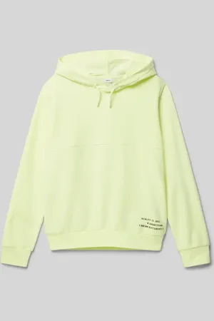 QS by s.Oliver Bluza o kroju regular fit z kapturem z mieszanki bawełny z detalem z nadrukiem