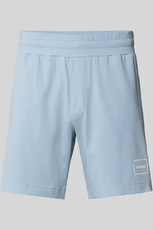 HUGO BOSS Szorty z dzianiny dresowej o kroju regular fit z nadrukiem z logo model ‘Laze’