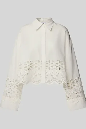 EDITED the label Bluzka krótka z haftem angielskim model ‘Sophia’