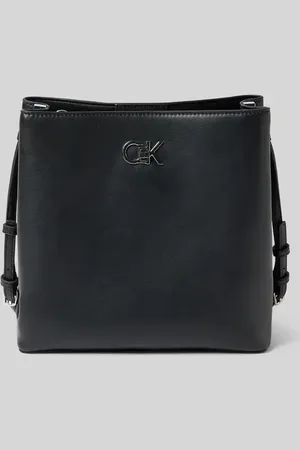 Calvin Klein Plecak z imitacji skóry model ‘CK CONVERTIBLE’