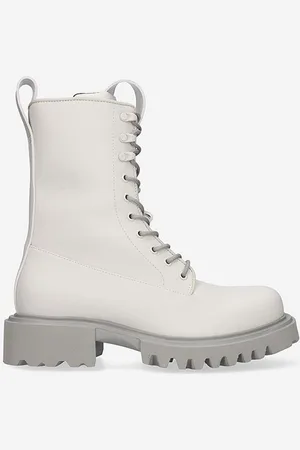 Rains Trapery Palladium x Show Combat Boot 22600 damskie kolor na płaskim obcasie 22600.CEMENT