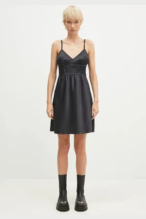 adidas Sukienka Femme Galore kolor mini rozkloszowana JN3015