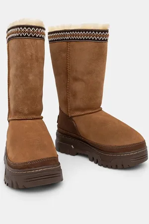 UGG śniegowce Classic Tall Trailgazer kolor 1158323-CHE
