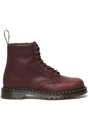 Dr. Martens Buty skórzane damskie kolor na płaskim obcasie lekko ocieplone DM31873600