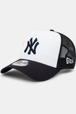 New Era Czapka kolor z aplikacją