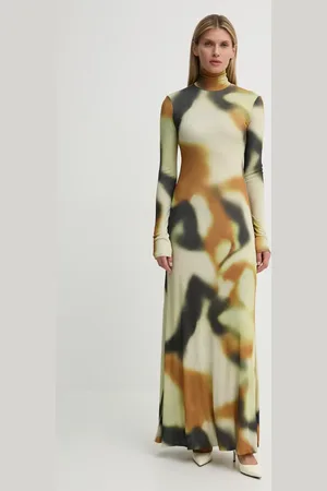 Nanushka Sukienka NEMY kolor maxi rozkloszowana NW24FWDR32976