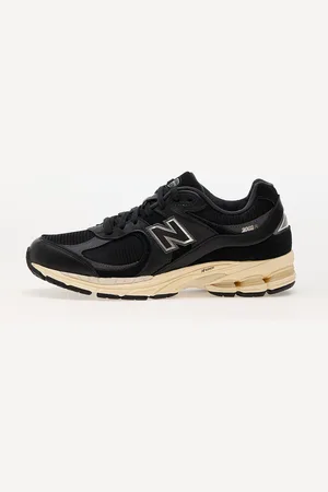 New Balance Trampki 2002R EUR 37.5