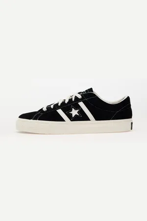 Converse Trampki One Star Academy Pro Suede / / EUR 37.5