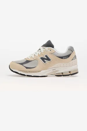 New Balance Trampki 2002R / / EUR 37.5