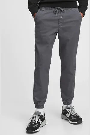 GAP Spodnie V-Essential Jogger M