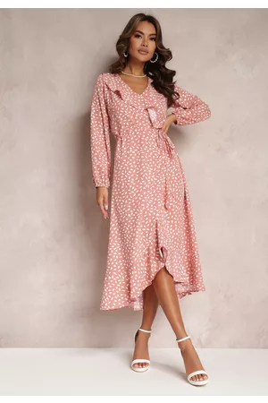 Renee Kobieta Sukienki midi - Różowa Kopertowa Sukienka Midi z Falbankami i Wzorem w Kropki Averyterry