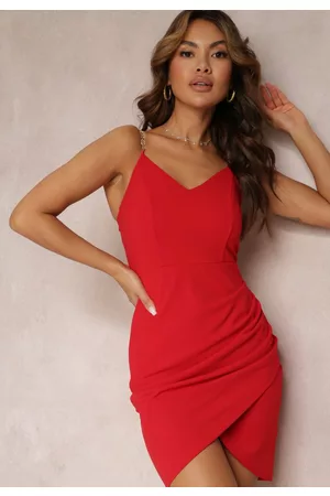 Renee Kobieta Sukienki asymetryczne - Czerwona Asymetryczna Sukienka Mini na Łańcuszkowych Ramiączkach z Marszczeniem Ranizo