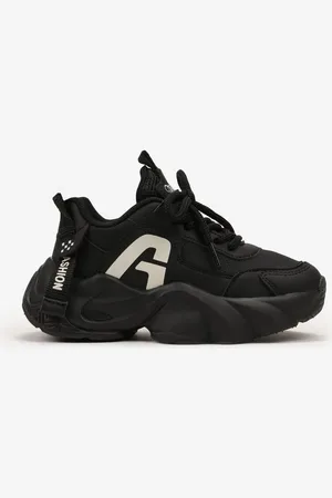 Renee Czarne Buty Sportowe Sneakersy na Platformie z Tłoczeniem i Napisem Valanora
