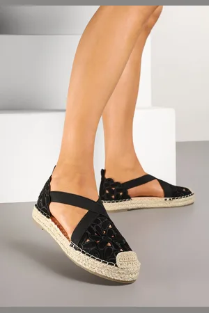 Renee Czarne Płaskie Espadryle z Ażurową Cholewką Elearosea