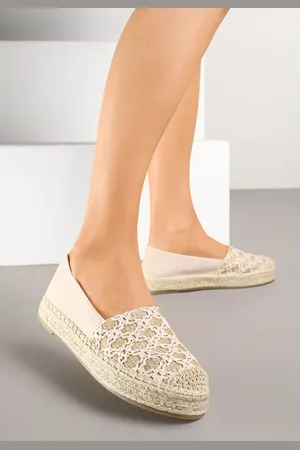 Renee Beżowe Espadryle Ozdobione Plecionką i Geometrycznym Motywem Sdivoria