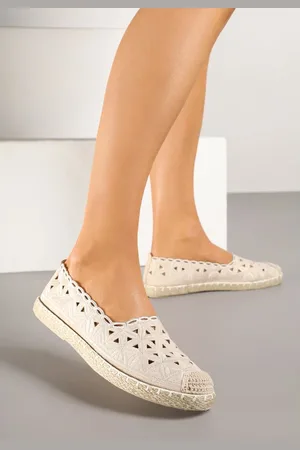 Renee Beżowe Espadryle Vices z Ażurową Cholewką i Plecionym Sznurkiem Arivoni