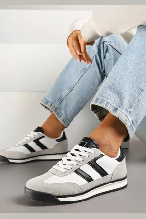 Renee Biało-Czarne Sneakersy z Geometrycznym Wzorem Eravania