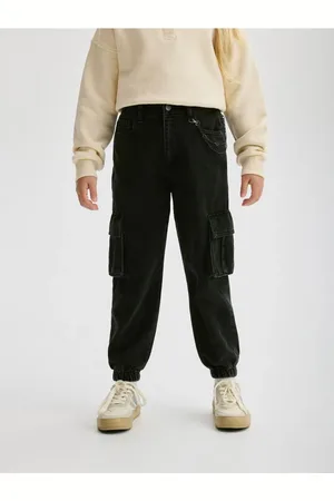 Reserved Jeansy cargo z łańcuchem
