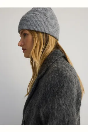 Reserved Czapka beanie