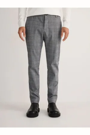 Reserved Spodnie chino slim z wiskozą